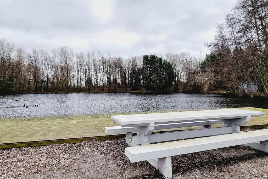 Bourbourg *L'Ecrin De L'Etang* Depaysement Assure 빌라 외부 사진