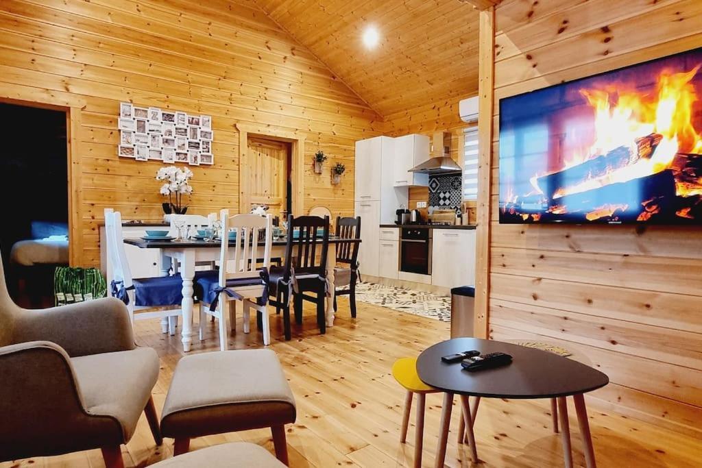 Bourbourg *L'Ecrin De L'Etang* Depaysement Assure 빌라 외부 사진