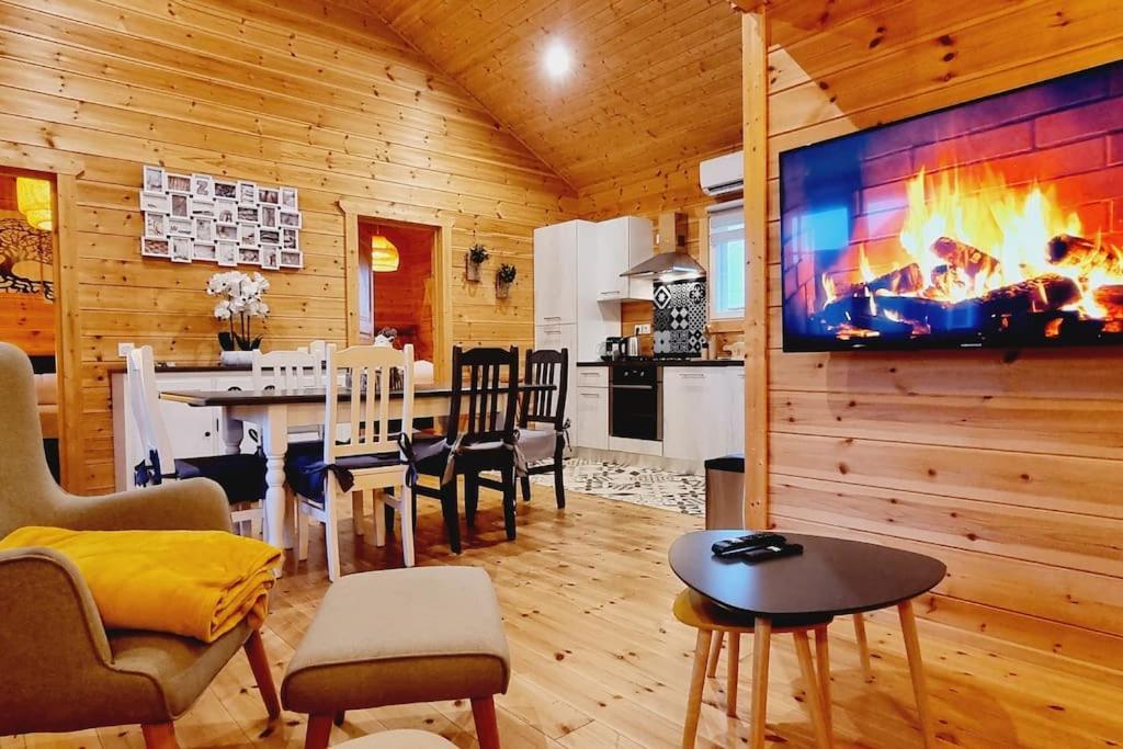 Bourbourg *L'Ecrin De L'Etang* Depaysement Assure 빌라 외부 사진